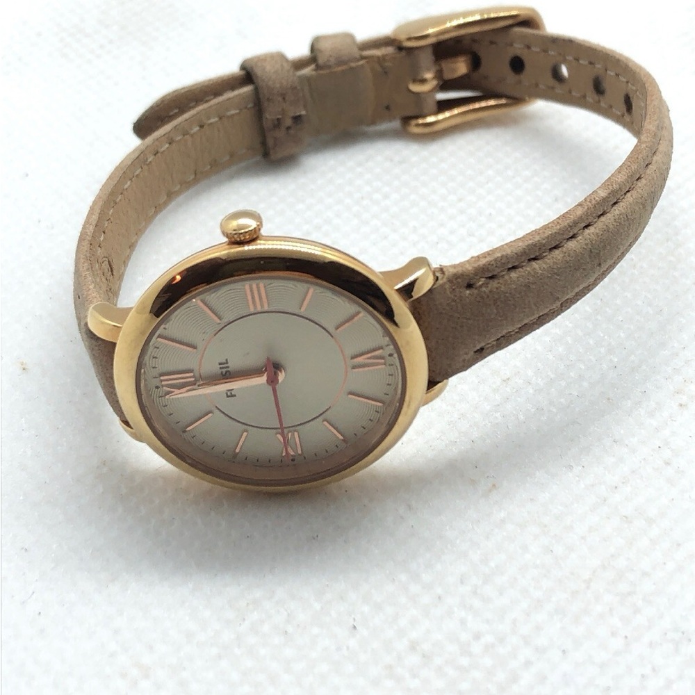 Fossil ES3802 Jacqueline Women's Leather Analog Silver Dial Quartz Watch